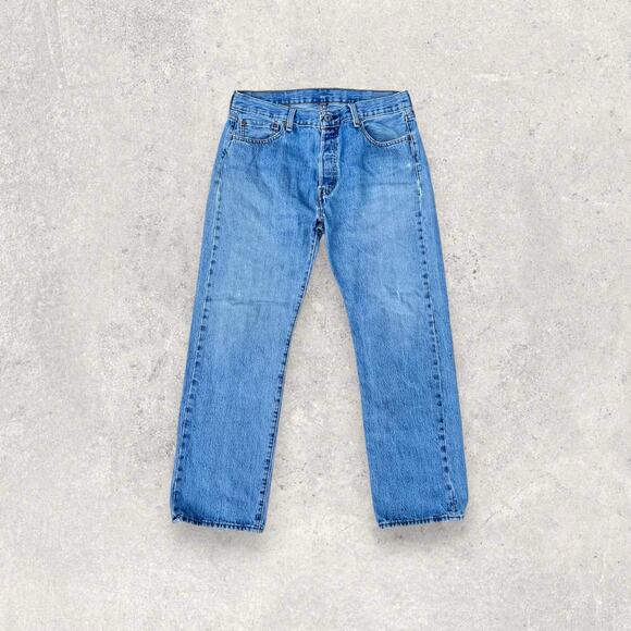 Vintage Levi’s Men’s 501 Blue Straight Leg Jeans, Size 34x30